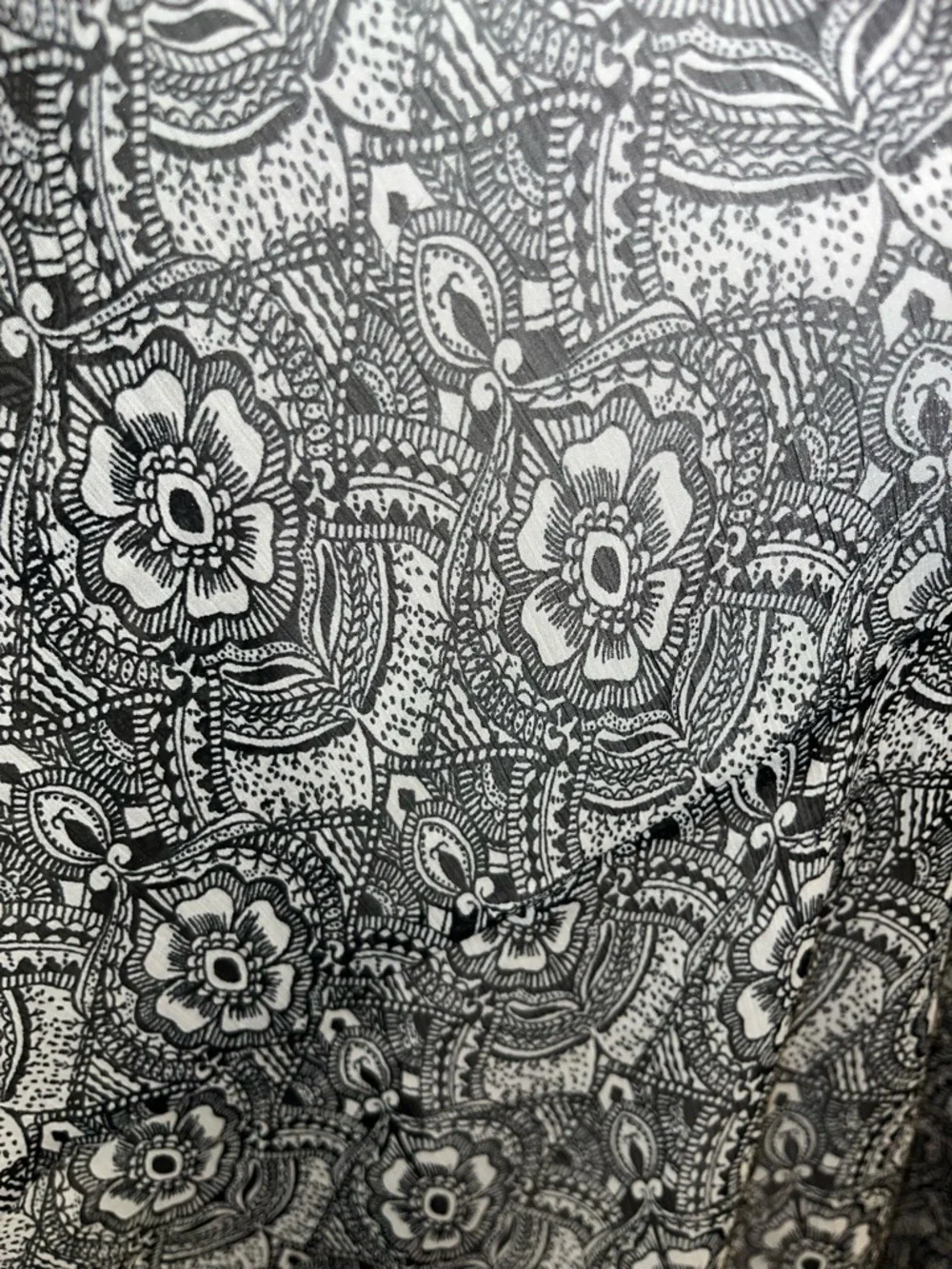 Abercrombie & Fitch Black & White Printed V-Neck Swim Coverup